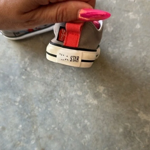 Dr Seuss Converse Kids Low All Star Chuck Taylor - Picture 10 of 10